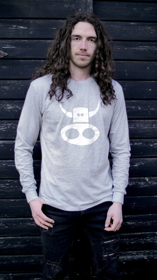 Long sleeve shirt with white cow